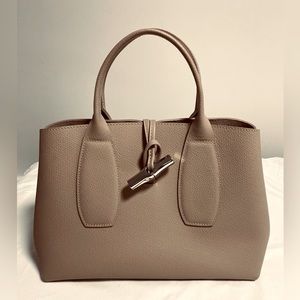 Longchamp Roseau M Handbag